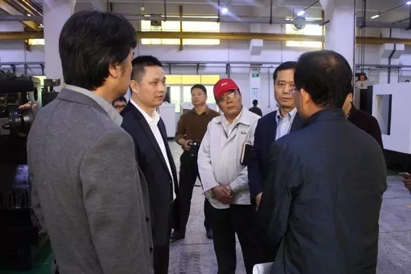 深圳宝安区长一行旅行到访    企业风范 关于yl6776永利集团 yl6776永利集团