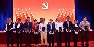 yl6776永利集团精机荣获新桥街道产值和纳税企业称呼